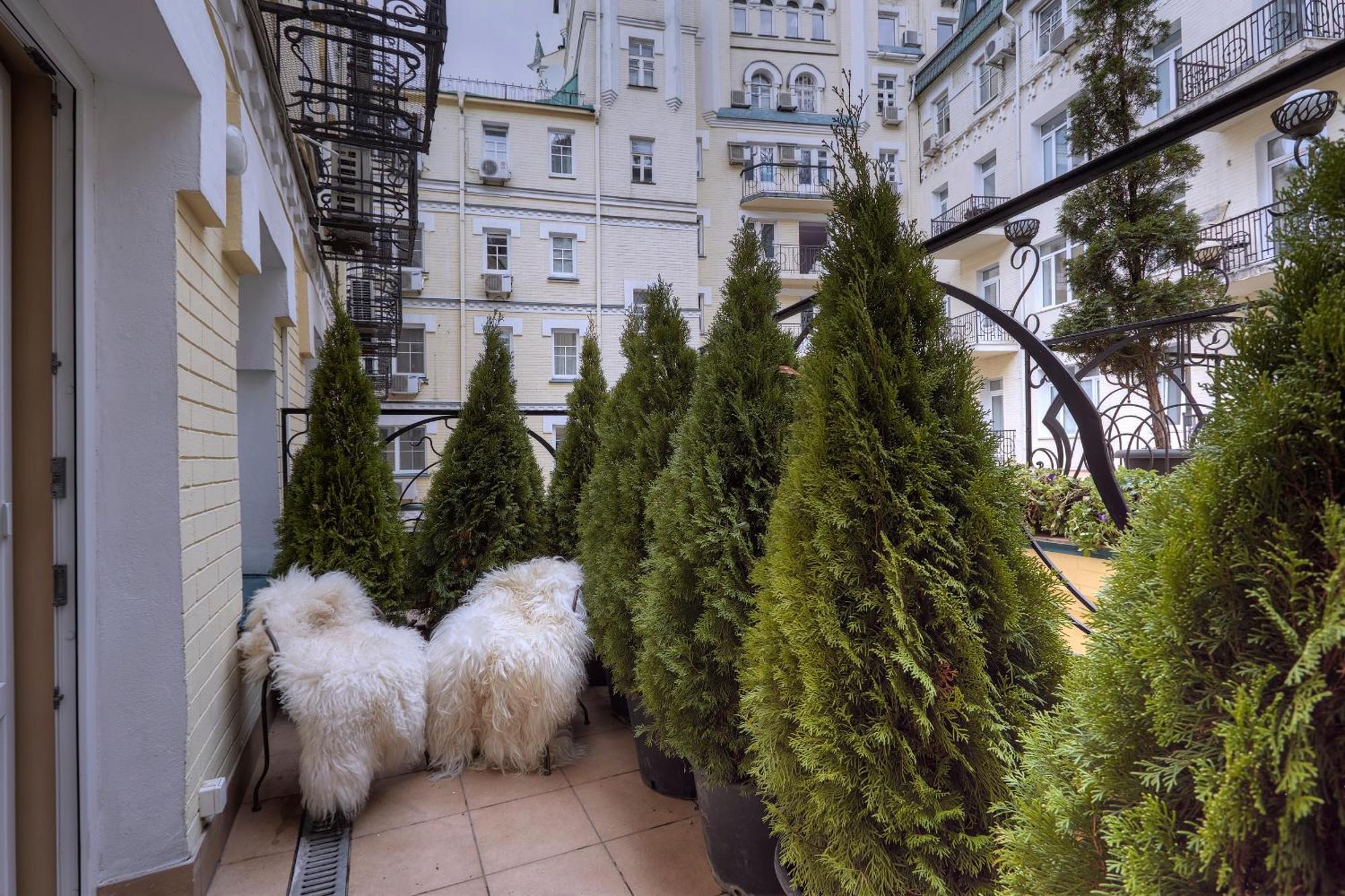 Vozdvyzhensky Boutique Hotel Kyiv Exterior photo